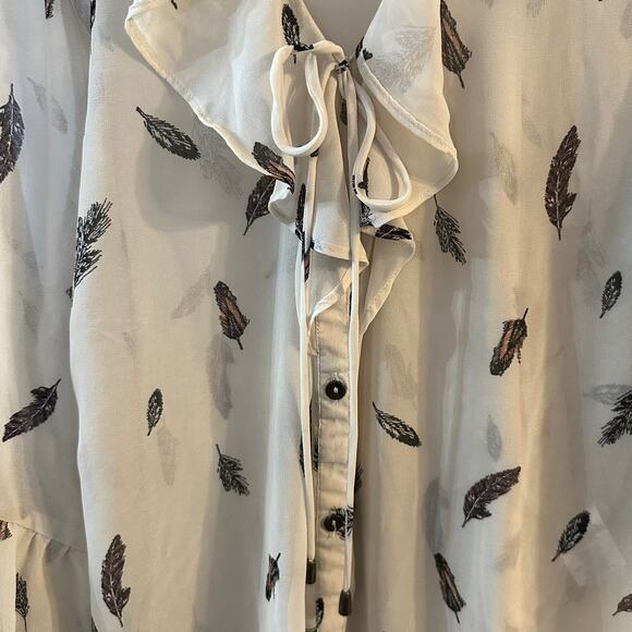 Jolt Sheer Asymmetrical Flowy Feather Blouse Ruffled Collar Drawstring 3X - Picture 2 of 7